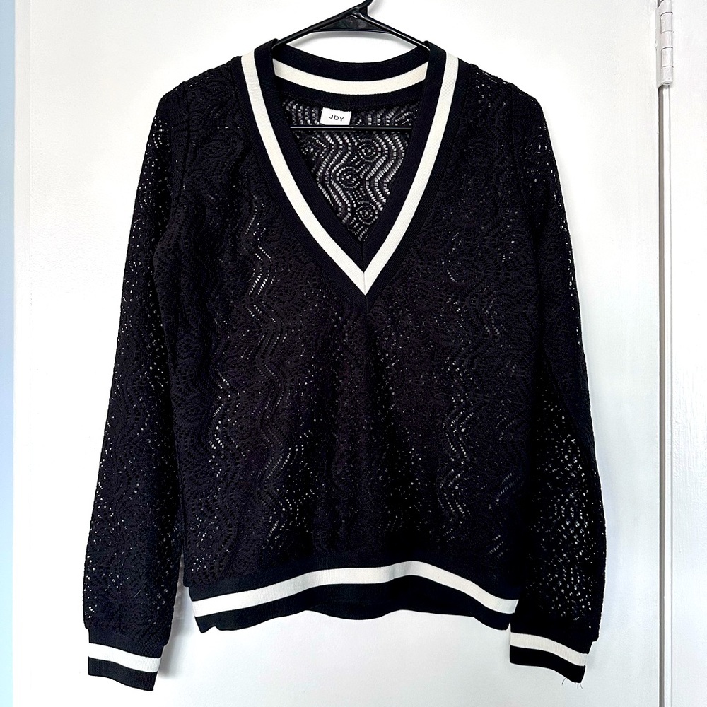 🖤 Lace Blouse